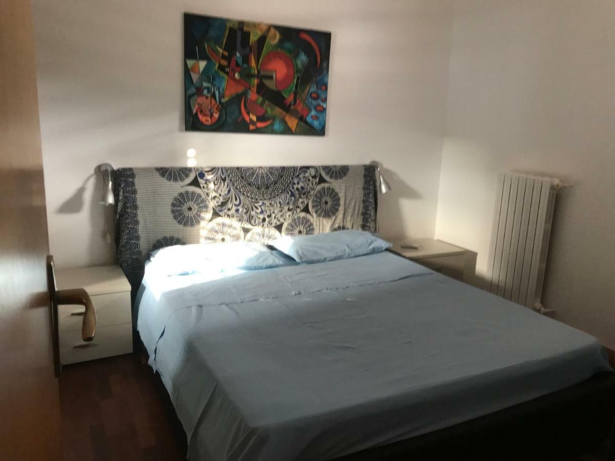 Mondello Aiace 40 Apartment ภายนอก รูปภาพ